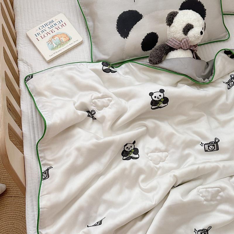 吾二家居  天絲 夏被  熊貓  薄被  柔軟 可愛涼被 夏被 卡通 舒服親膚 夏日款 台灣出貨 柔滑-細節圖6