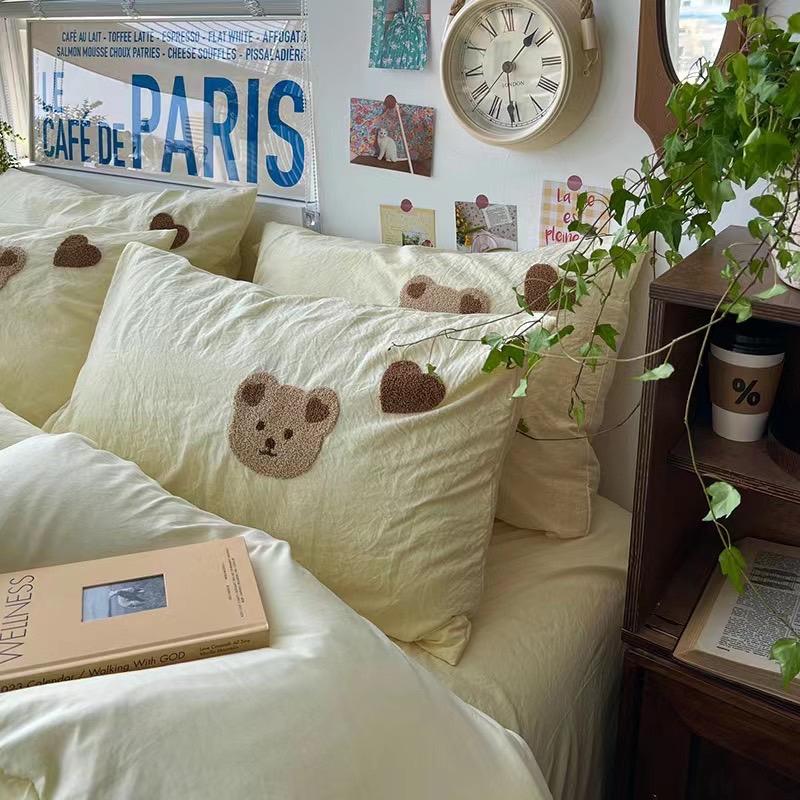 吾二家居 聚酯纖維 小熊黃  單人 可愛 床包組 雙人床包 加大雙人  ins風 ikea風  台灣出貨-細節圖3