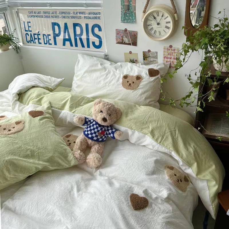吾二家居 聚酯纖維 小熊白綠  單人 可愛 床包組 雙人床包 加大雙人  ins風 ikea風  台灣出貨-細節圖2