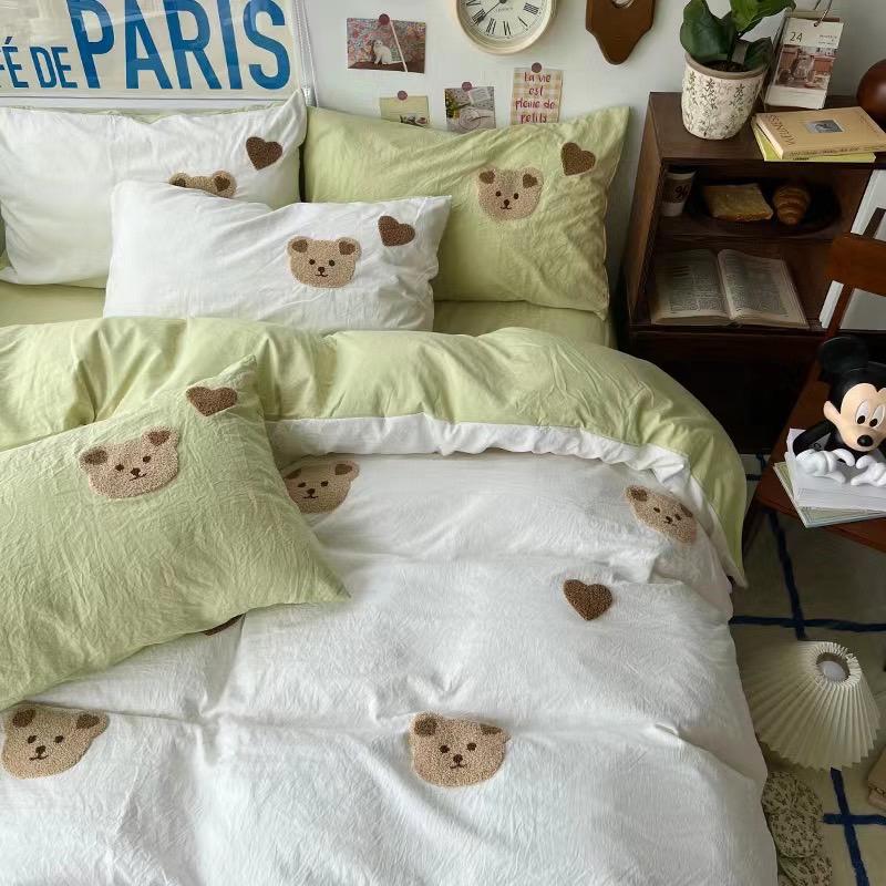 吾二家居 聚酯纖維 小熊白綠  單人 可愛 床包組 雙人床包 加大雙人  ins風 ikea風  台灣出貨-細節圖4