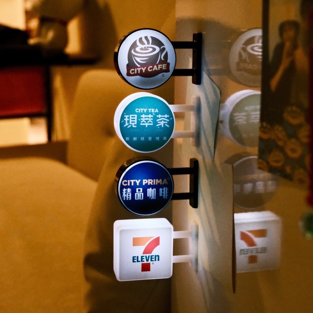 迷你版 7-ELEVEN LED 燈箱 711迷你燈箱 招牌燈磁鐵 招牌燈箱磁鐵 7-11招牌燈箱磁鐵 7-11招牌燈-細節圖4