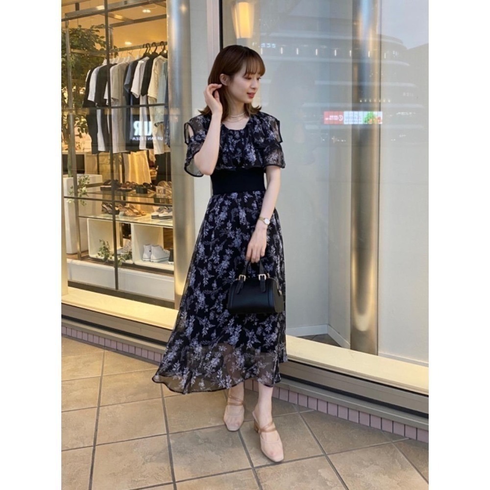 甜心貓💕現貨。日本大人気！日單 MAJESTIC LEGON 荷葉邊領口露肩束腰連身裙 三色XS，S，M 連衣裙洋裝-細節圖2