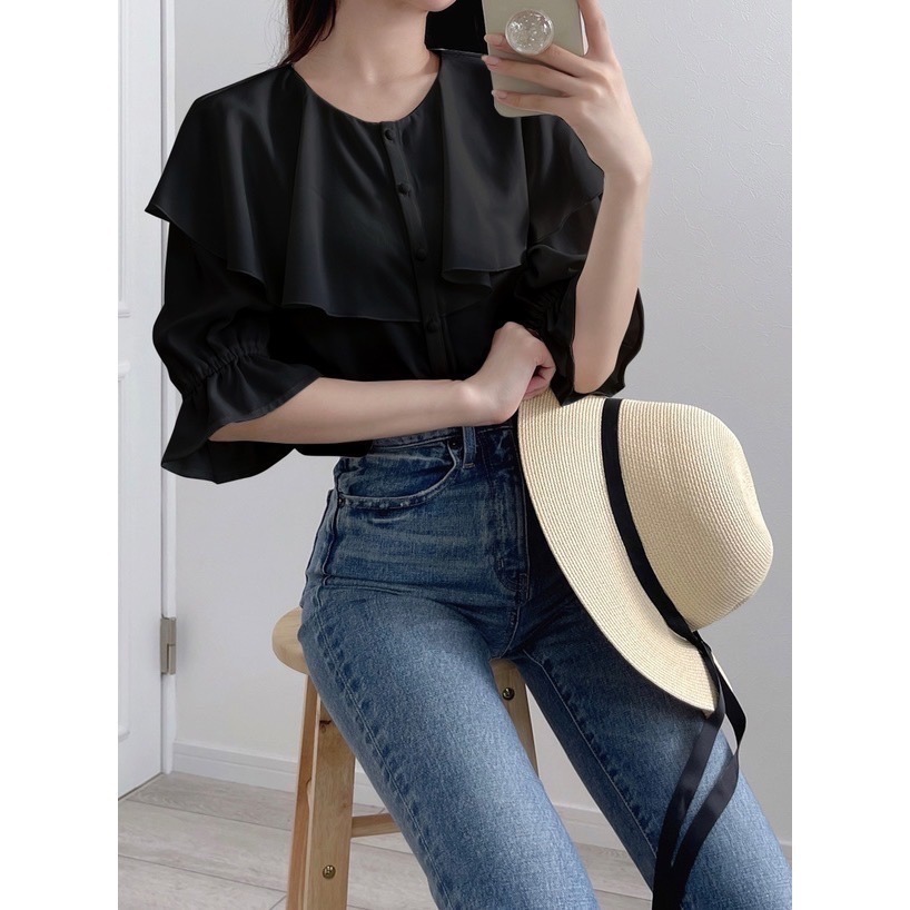 甜心貓💕現貨。日單 GRL 大荷葉邊可愛短袖短版襯衫上衣 兩色 ML-細節圖3