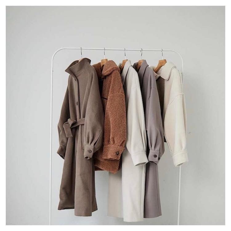 甜心貓💕少量現貨。 再入荷~日單 Heather 日本定番人気~翻領毛呢單排釦大衣外套 淺奶茶色 均碼 長版大衣外套-細節圖9