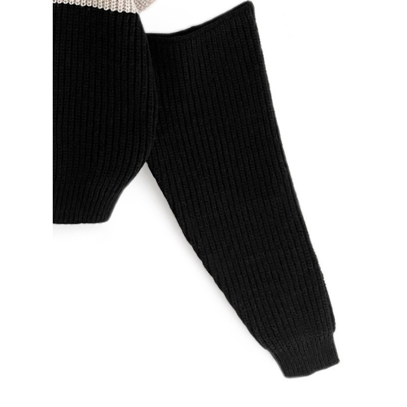 甜心貓💕少量現貨。日單 GRL 甜美小心機露肩拼接針織短版上衣 如圖 均碼 毛衣 撞色毛衣 針織上衣-細節圖5