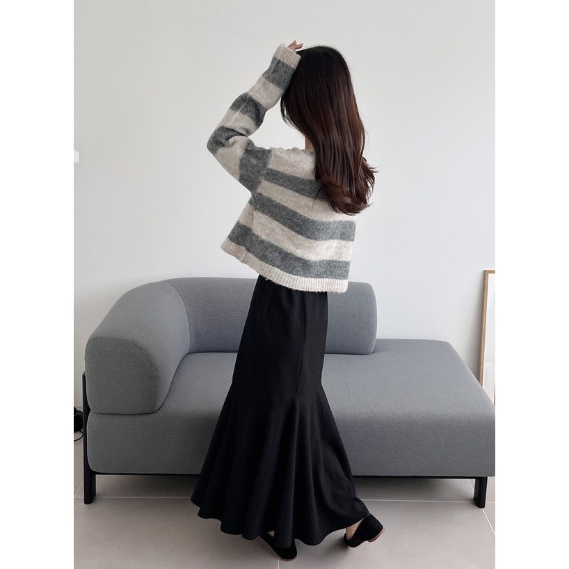 甜心貓💕現貨有吊牌。 日單 GRL 百搭休閒粗條紋配色含羊毛針織外套 兩色 均碼 短版上衣 毛衣 針織上衣 針織開衫-細節圖4