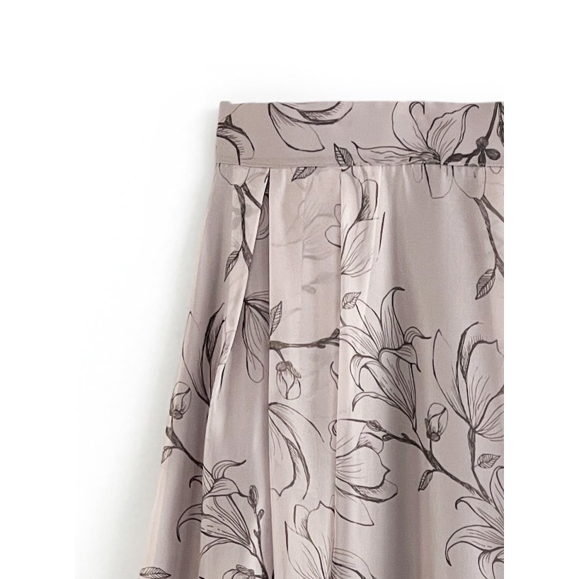 甜心貓💕少量現貨。 日單 GRL  優雅古典美光澤感歐根紗花卉半裙 兩色 S/M 長裙 A字裙 半身裙-細節圖9