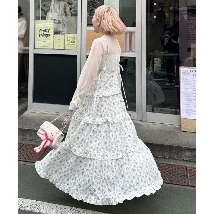 甜心貓💕現貨。【Alley】by w closet  日本熱賣款可疊穿多層荷葉邊吊帶裙 三色均碼 連衣裙肩帶裙-細節圖2