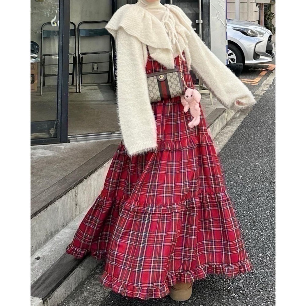 甜心貓💕現貨。【Alley】by w closet  日本熱賣款可疊穿多層荷葉邊吊帶裙 三色均碼 連衣裙肩帶裙-細節圖9