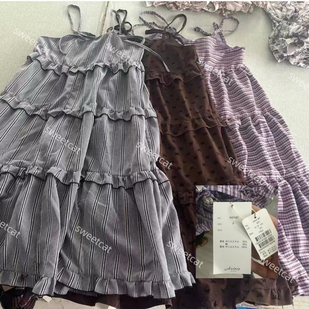 甜心貓💕現貨。【Alley】by w closet  日本熱賣款可疊穿多層荷葉邊吊帶裙 三色均碼 連衣裙肩帶裙-細節圖10