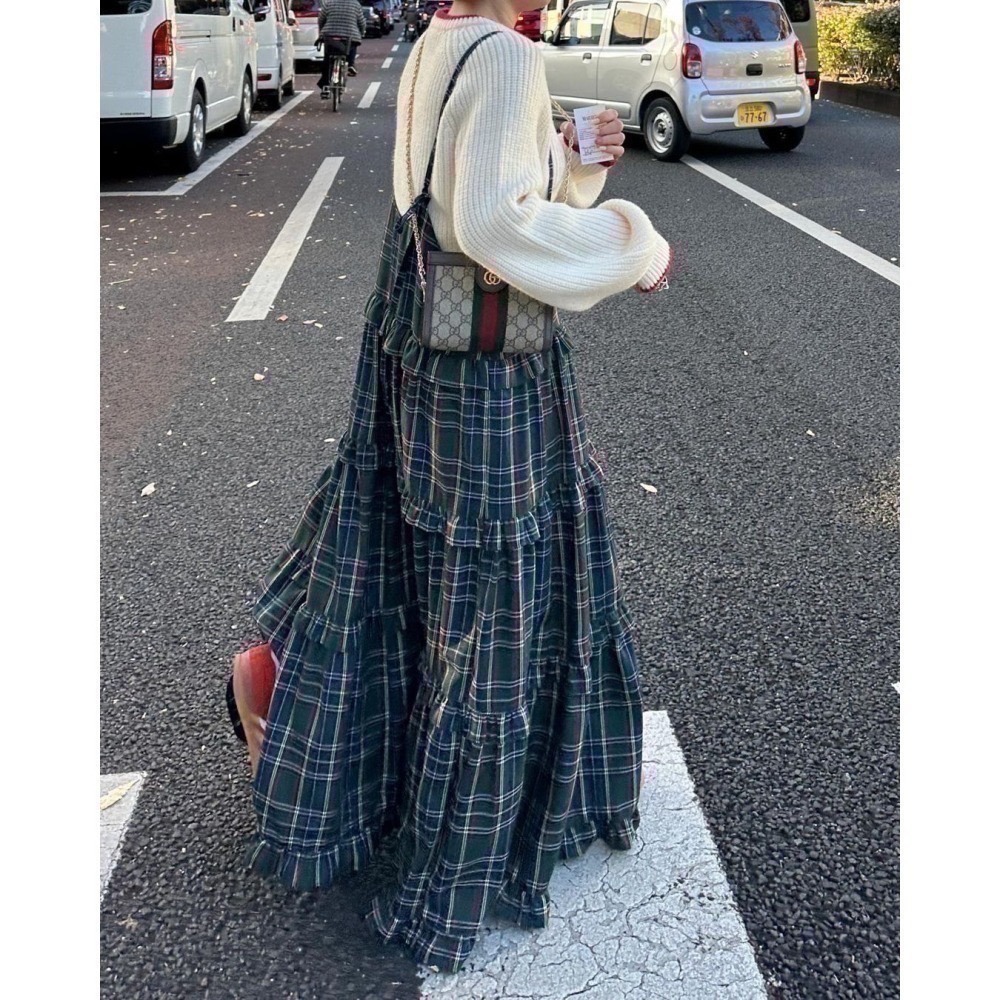 甜心貓💕現貨。【Alley】by w closet  日本熱賣款可疊穿多層荷葉邊吊帶裙 三色均碼 連衣裙肩帶裙-細節圖6