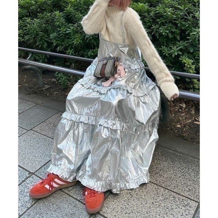 甜心貓💕現貨。【Alley】by w closet  日本熱賣款可疊穿多層荷葉邊吊帶裙 三色均碼 連衣裙肩帶裙-規格圖11