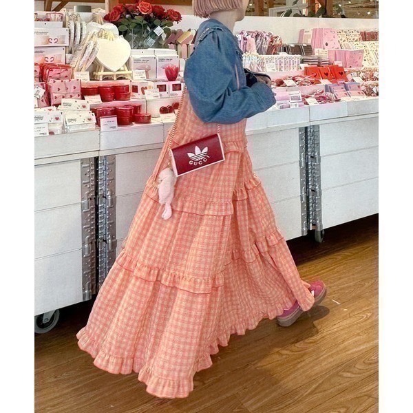 甜心貓💕現貨。【Alley】by w closet  日本熱賣款可疊穿多層荷葉邊吊帶裙 三色均碼 連衣裙肩帶裙-規格圖11