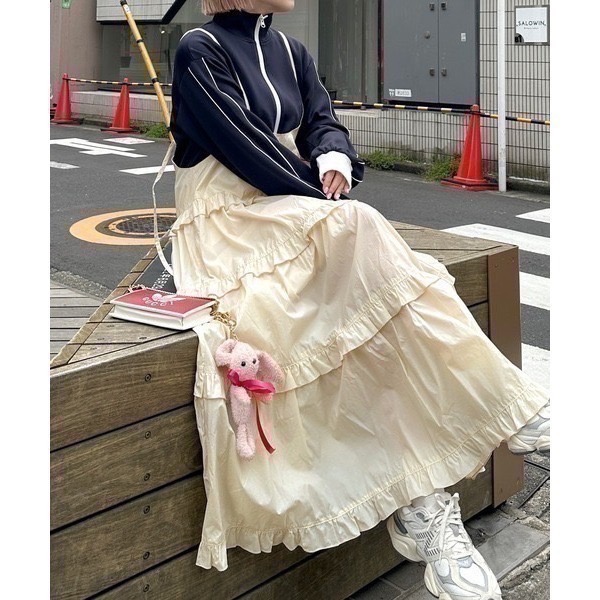 甜心貓💕現貨。【Alley】by w closet  日本熱賣款可疊穿多層荷葉邊吊帶裙 三色均碼 連衣裙肩帶裙-規格圖11