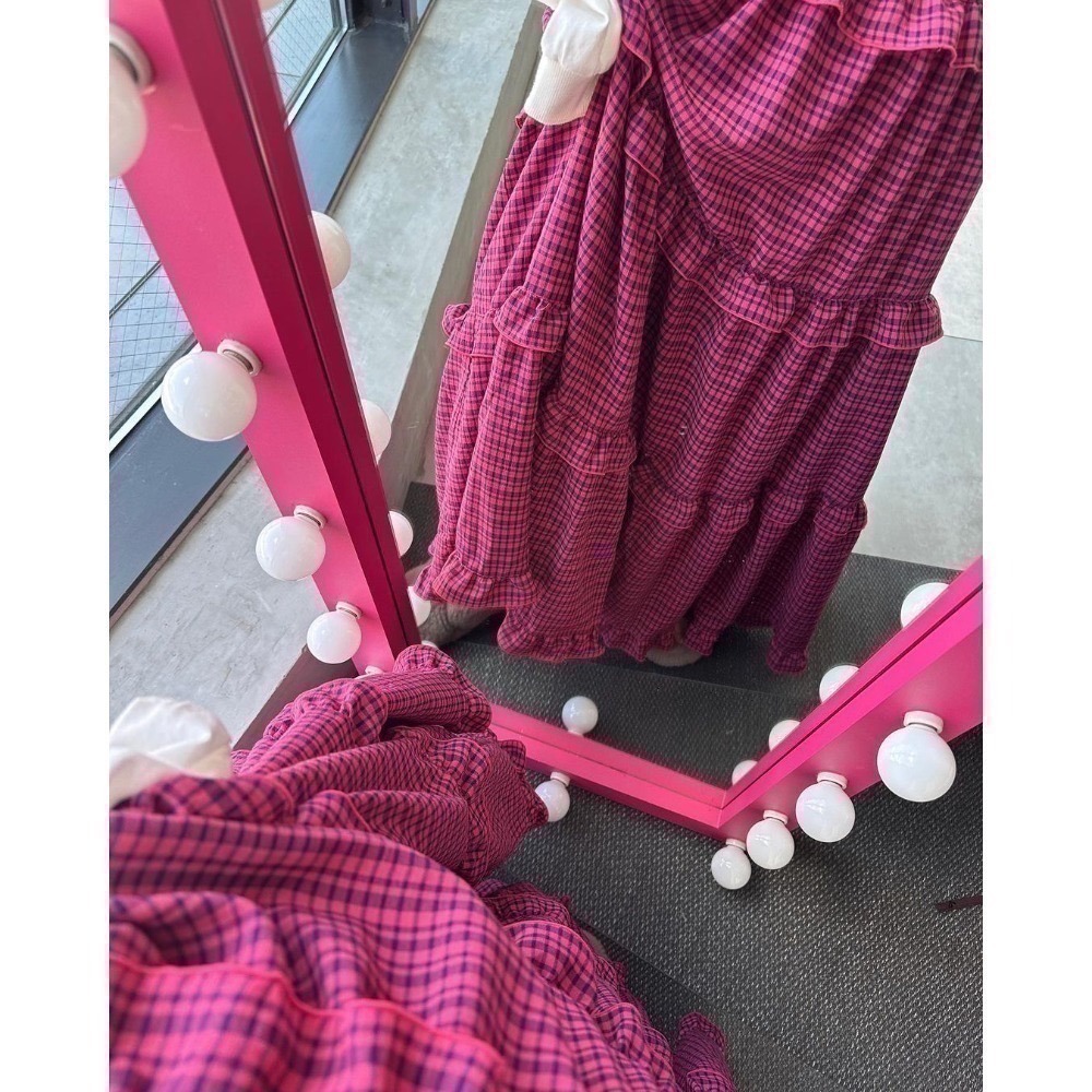 甜心貓💕現貨。【Alley】by w closet  日本熱賣款可疊穿多層荷葉邊吊帶裙 三色均碼 連衣裙肩帶裙-規格圖11