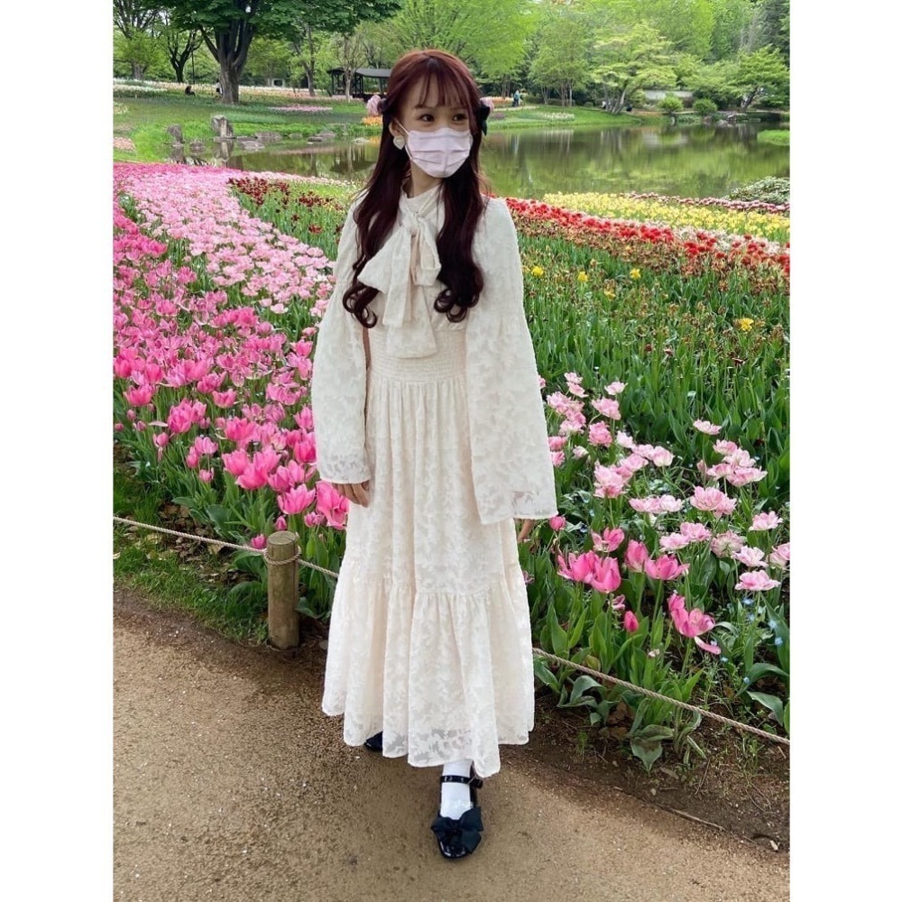 甜心貓💕現貨！日本追加款# 日單 NICE CLAUP 甜美水彩印花蕾絲馬克司束腰泡泡喇叭長袖洋裝 多色 連衣裙-細節圖6