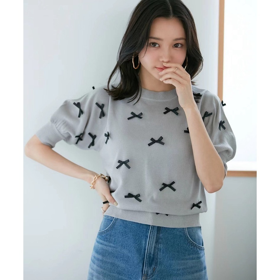甜心貓~現貨。日單 VIS 甜美蝴蝶結薄款短袖針織衫 四色 均碼 針織上衣-細節圖3