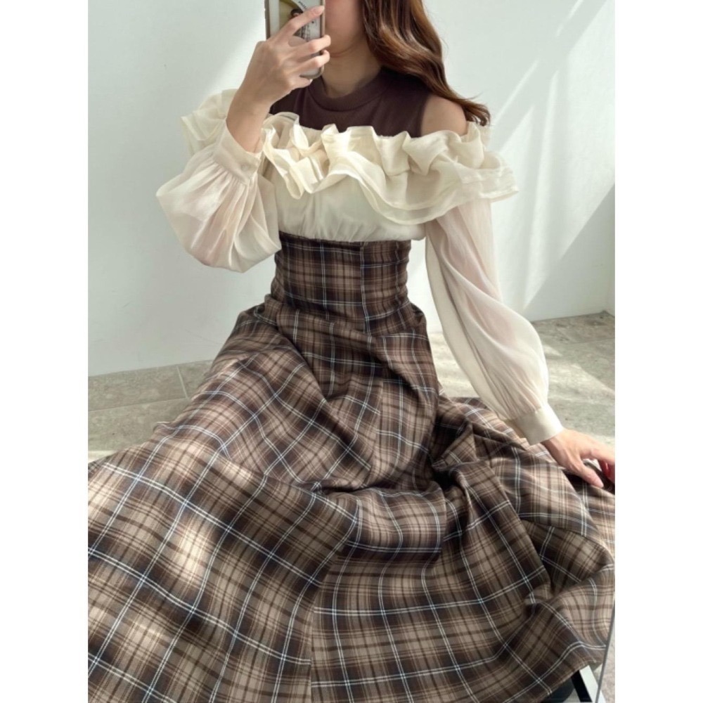 甜心貓~現貨+預購。日單 MAJESTIC LEGON 假兩件荷葉邊修身長袖洋裝 連衣裙 連身裙 SM 多色-細節圖2