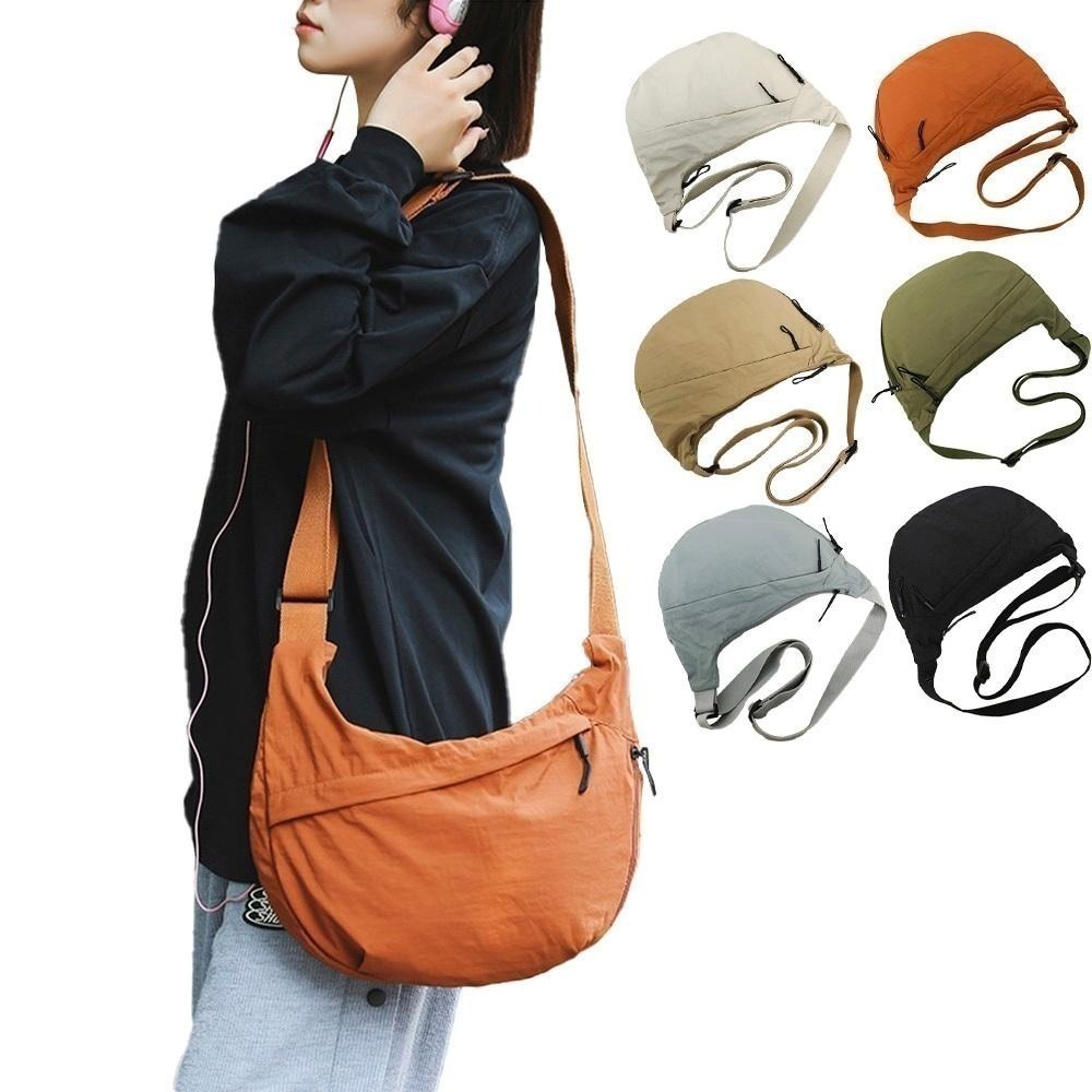 SPRING-輕量大容量時尚彎月尼龍肩背包斜背包 腋下尼龍水餃包-多色-細節圖2