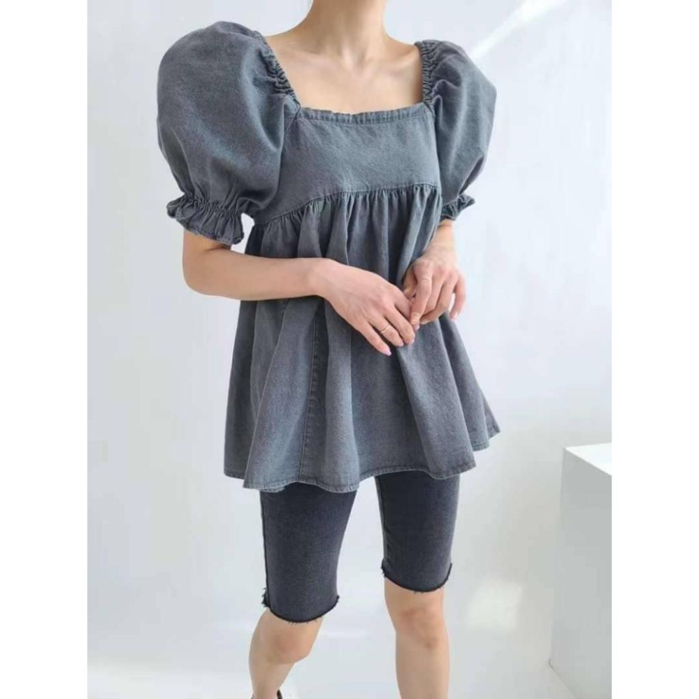 ⭐𝙈𝙖 𝙘𝙝𝙚𝙧𝙚⭐️ 現貨實拍 後鏤空綁帶牛仔膨膨袖上衣 (現貨售完斷貨！)-細節圖2