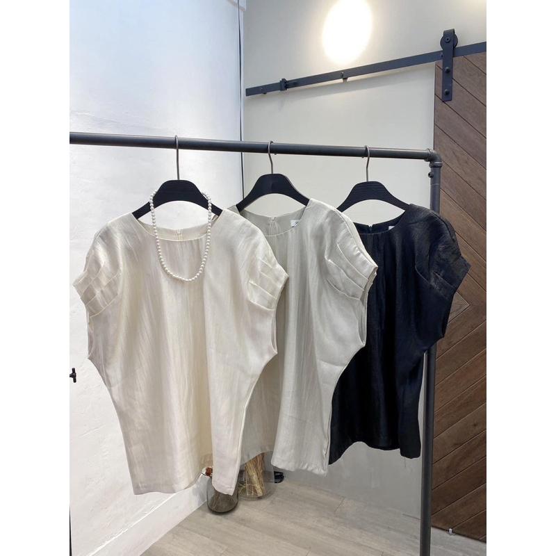 現貨！！⭐𝙈𝙖 𝙘𝙝𝙚𝙧𝙚⭐️ 現貨實拍 珠光時裝感袖打折上衣 (預購+現貨)-細節圖5