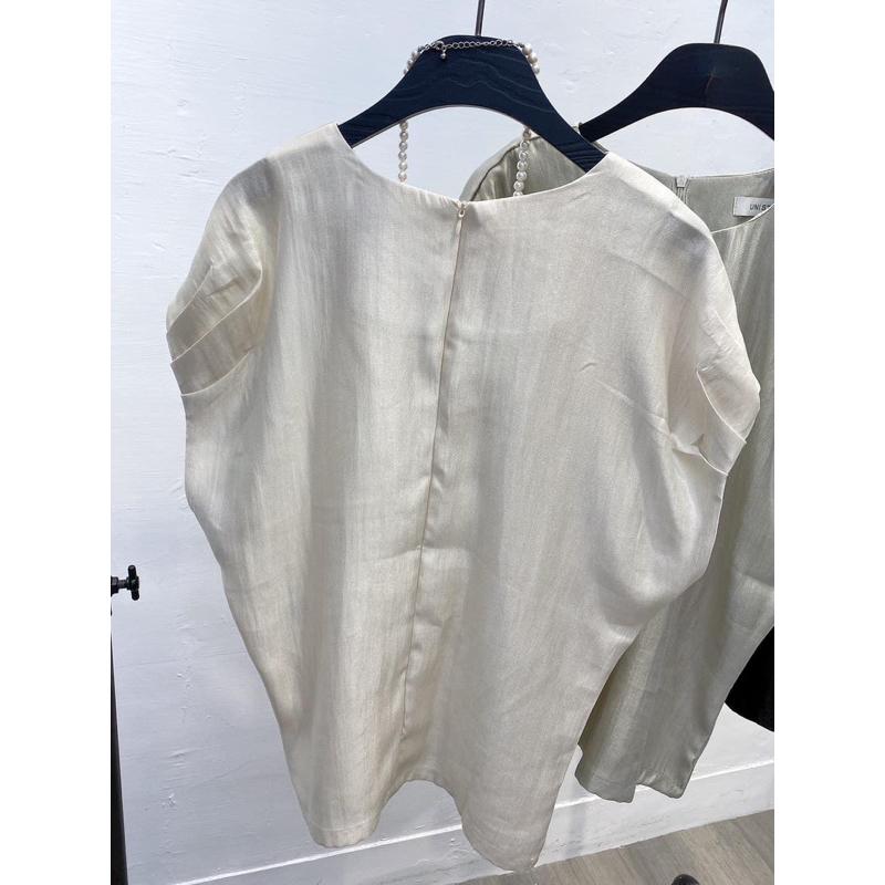 現貨！！⭐𝙈𝙖 𝙘𝙝𝙚𝙧𝙚⭐️ 現貨實拍 珠光時裝感袖打折上衣 (預購+現貨)-細節圖8