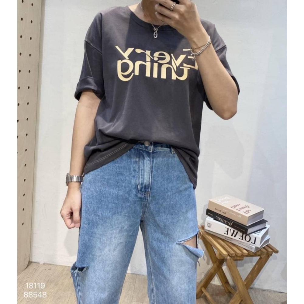 ⭐𝙈𝙖 𝙘𝙝𝙚𝙧𝙚⭐️ 現貨實拍 韓國車線配色英文tee (現+預)-細節圖4