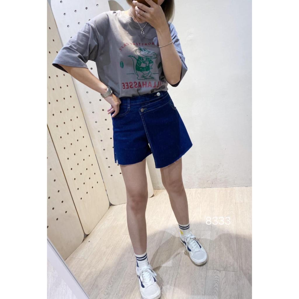 現貨！！⭐𝙈𝙖 𝙘𝙝𝙚𝙧𝙚⭐️ 現貨實拍 韓國咖啡豆鱷魚卡通TEE (現貨售完不補)-細節圖3