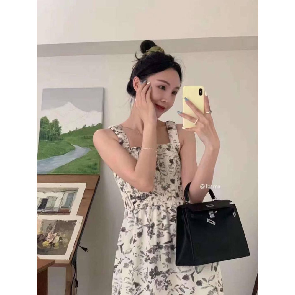 白色現貨！！⭐𝙈𝙖 𝙘𝙝𝙚𝙧𝙚⭐️ 現貨實拍 後槓造型花朵雪紡洋裝 有口袋！ (預購)-細節圖2