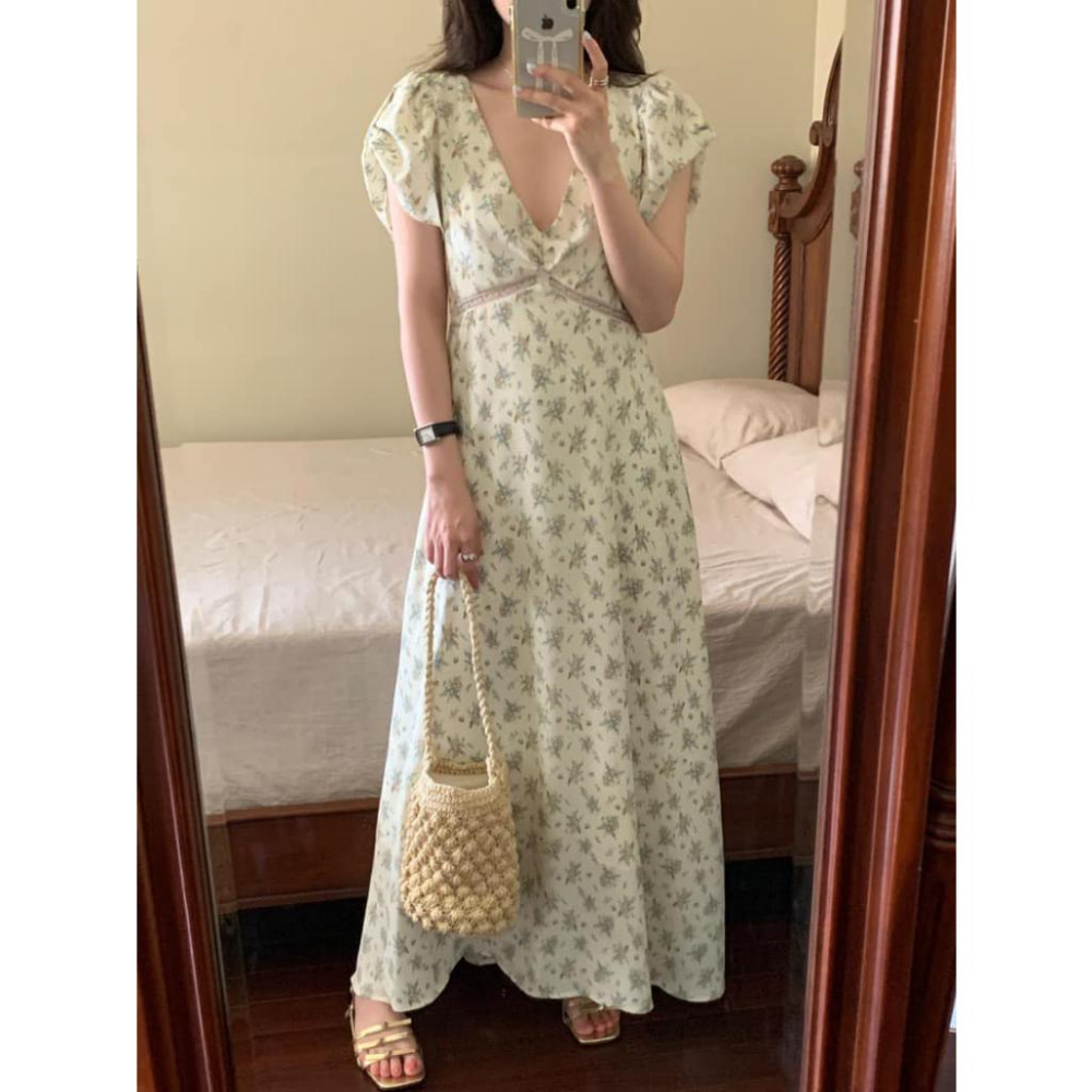 ⭐𝙈𝙖 𝙘𝙝𝙚𝙧𝙚⭐️ 現貨實拍 深V露背染花長洋裝 (預購)-細節圖7