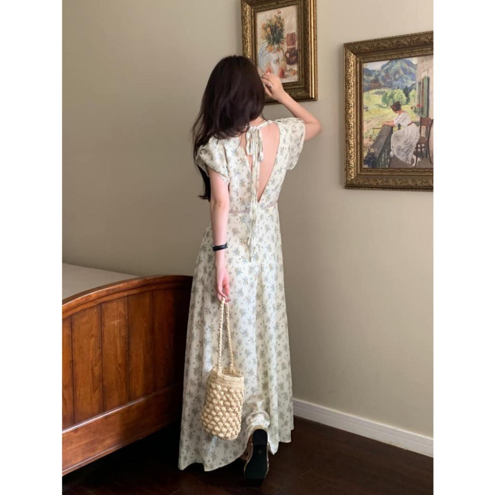 ⭐𝙈𝙖 𝙘𝙝𝙚𝙧𝙚⭐️ 現貨實拍 深V露背染花長洋裝 (預購)-細節圖9