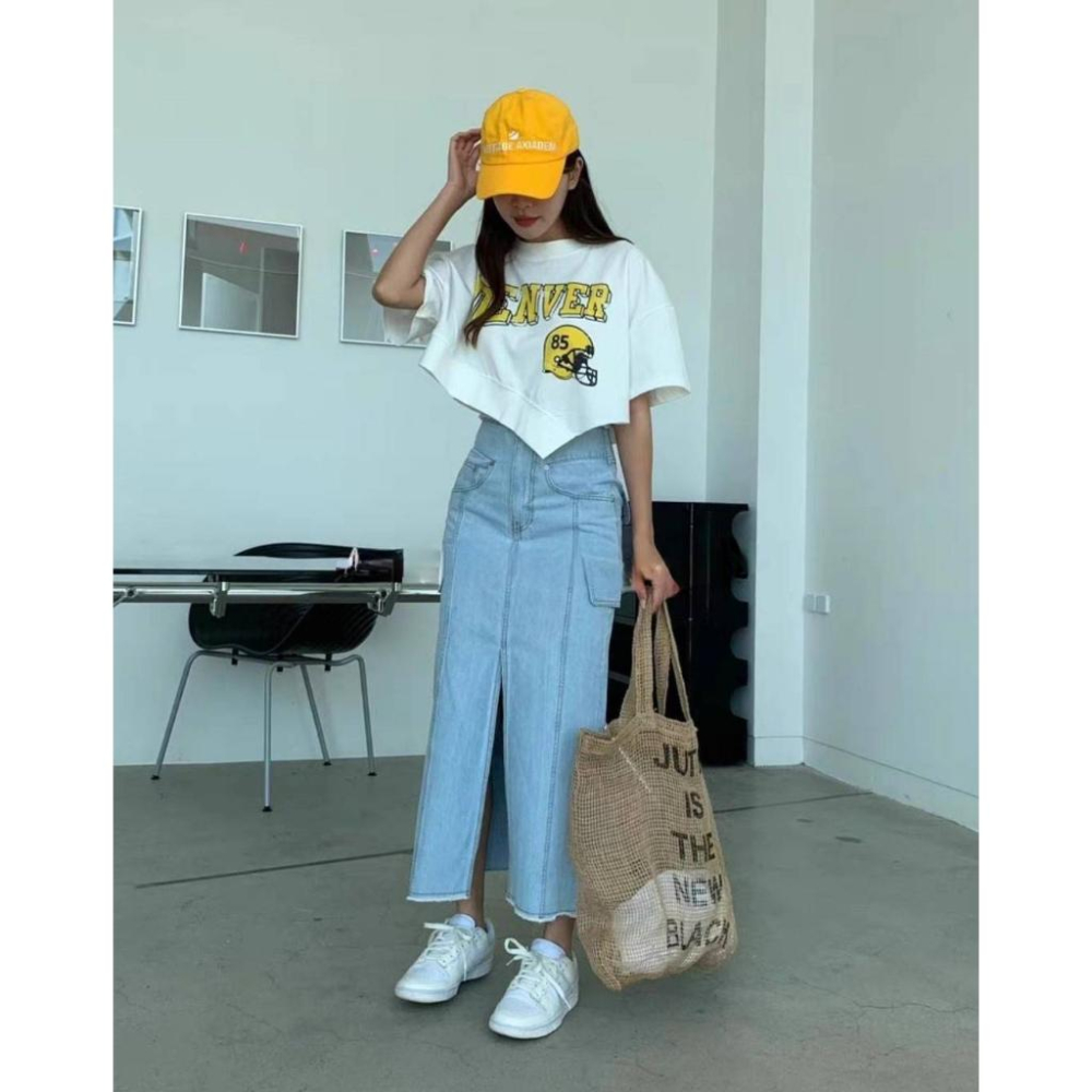 ⭐𝙈𝙖 𝙘𝙝𝙚𝙧𝙚⭐️ 現貨實拍 美式運動破損英字斜角T (預購)-細節圖5