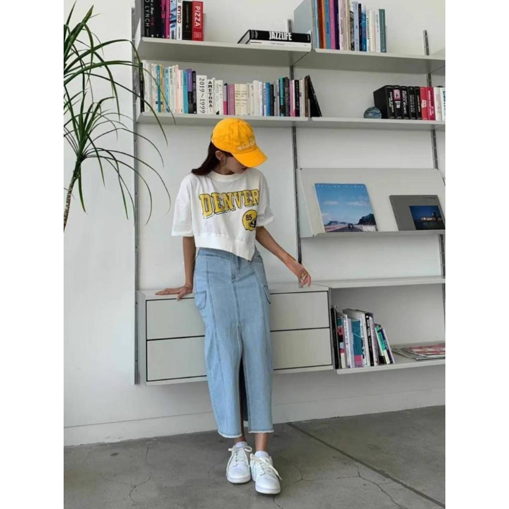 ⭐𝙈𝙖 𝙘𝙝𝙚𝙧𝙚⭐️ 現貨實拍 美式運動破損英字斜角T (預購)-細節圖6