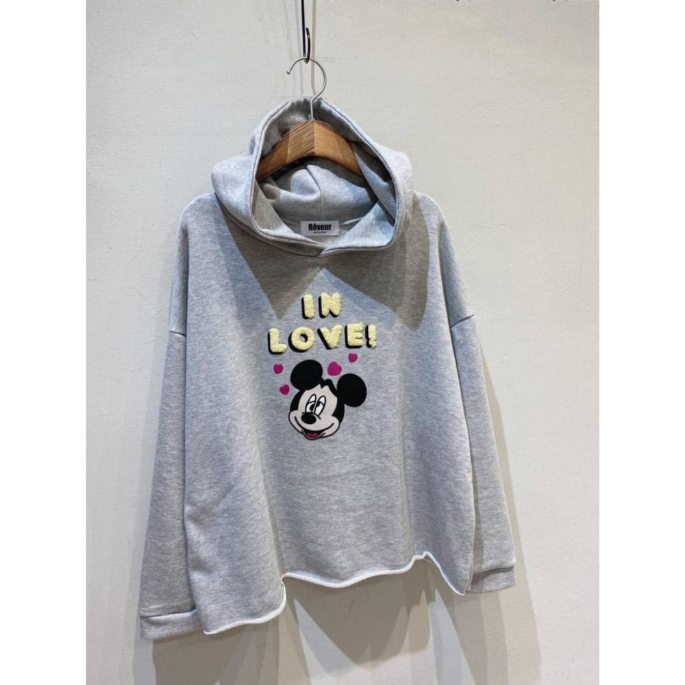 ❤️現貨❤️ 𝙈𝙖 𝙘𝙝𝙚𝙧𝙚 春季新品 現貨實拍 韓國米奇戀愛中連帽T-細節圖2