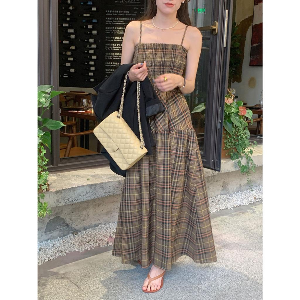 ⭐𝙈𝙖 𝙘𝙝𝙚𝙧𝙚⭐️ 現貨實拍 法式一字領細肩格子連身洋裝 (預購)-細節圖6