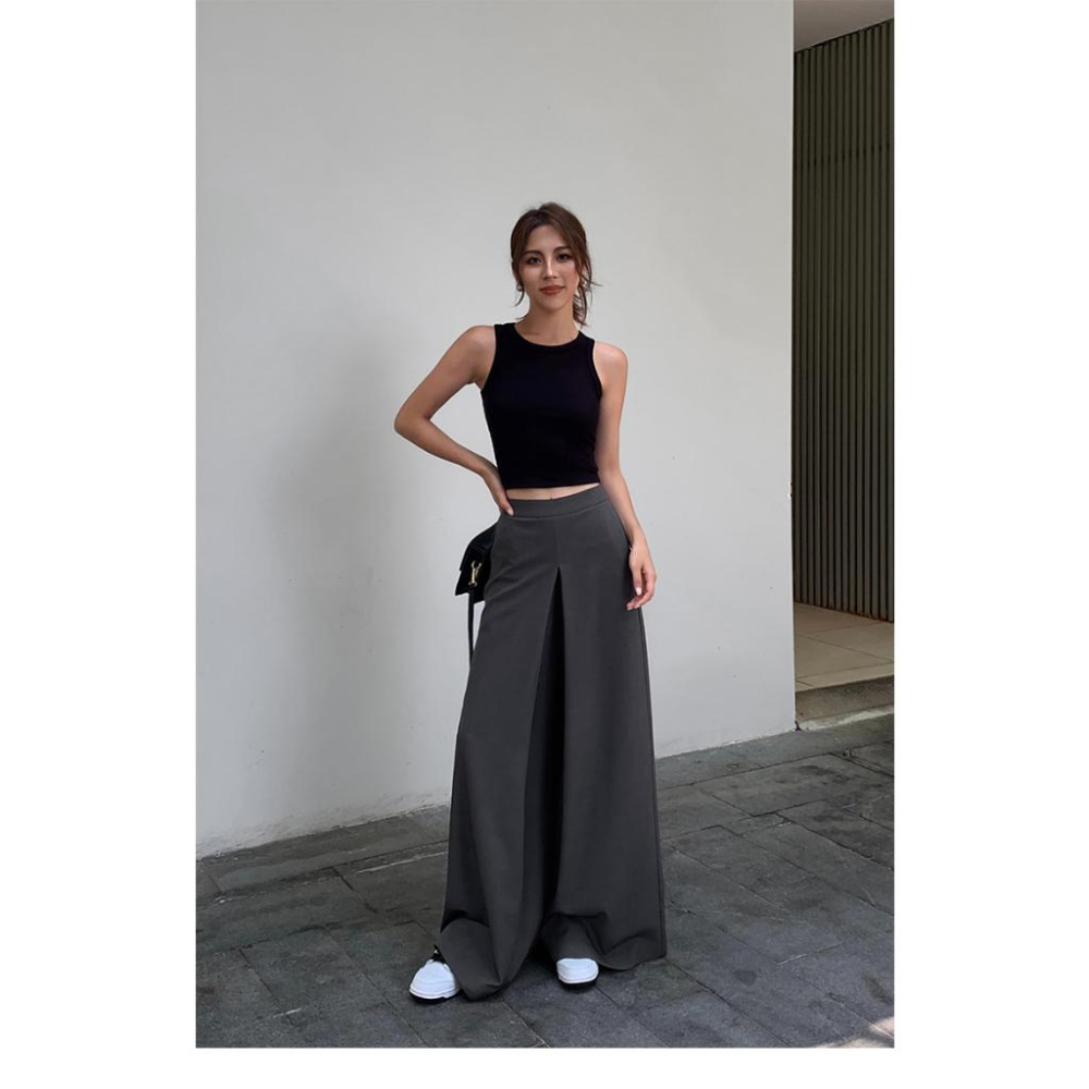 ⭐𝙈𝙖 𝙘𝙝𝙚𝙧𝙚⭐️ 現貨實拍 微辣妹後扣縷空款工字背心 (預購)-細節圖3