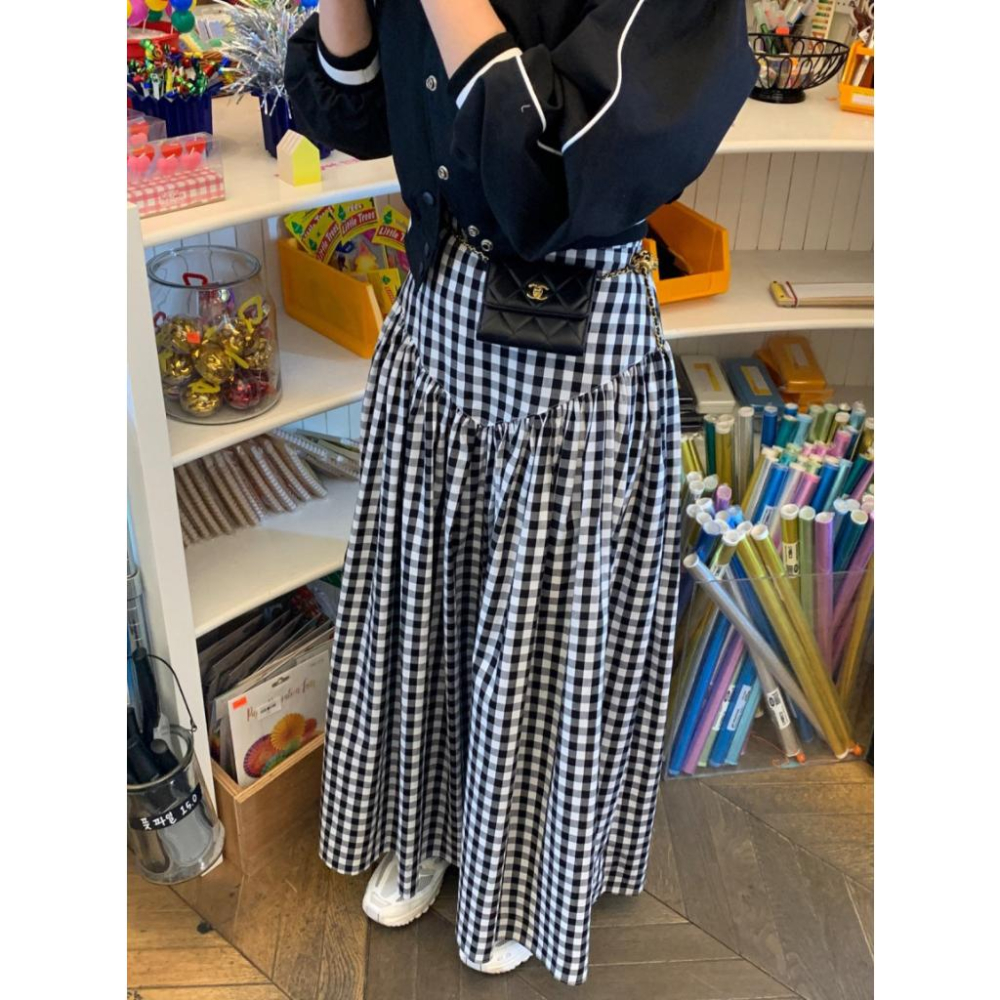 黑色現貨 ⭐𝙈𝙖 𝙘𝙝𝙚𝙧𝙚⭐️ 現貨實拍 高腰收腹感下傘狀長裙 素面長裙 格子長裙 (預+現)-細節圖3