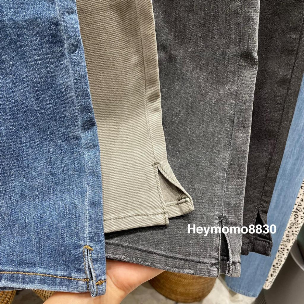 部份現貨！⭐𝙈𝙖 𝙘𝙝𝙚𝙧𝙚⭐  春夏新品 現貨實拍 小開叉9分小直筒牛仔褲 (預購)-細節圖8