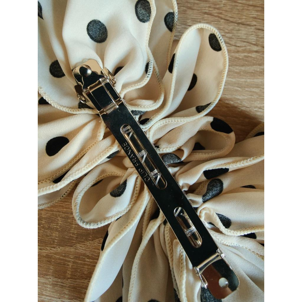 ⭐𝙈𝙖 𝙘𝙝𝙚𝙧𝙚⭐  單品配配件 現貨實拍 點點大蝴蝶彈簧夾 復古風點點彈簧夾 (預購)-細節圖6