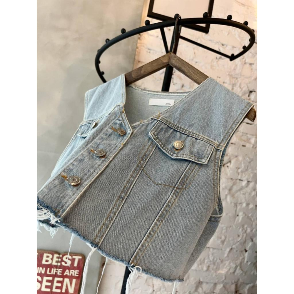 ⭐𝙈𝙖 𝙘𝙝𝙚𝙧𝙚⭐️ 現貨實拍 不修邊短版牛仔背心 (預購)-細節圖7