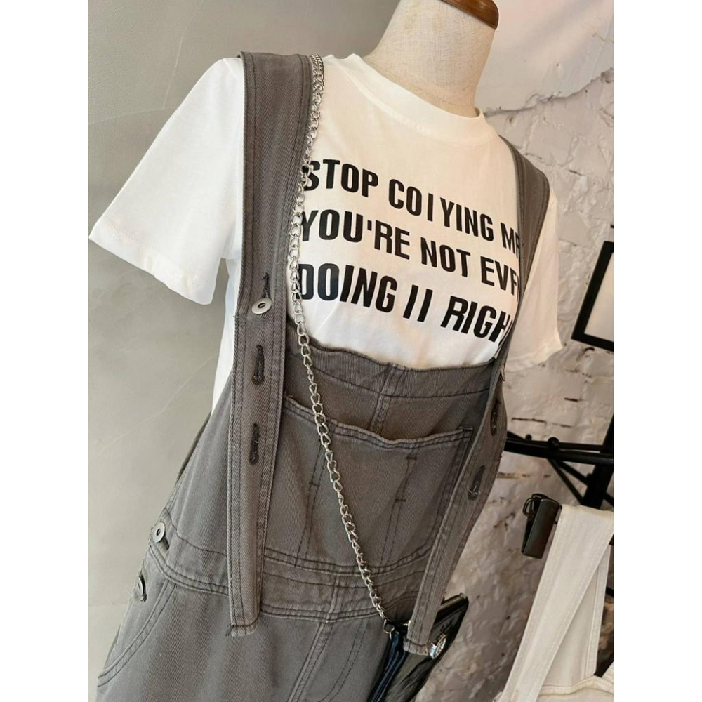 ⭐𝙈𝙖 𝙘𝙝𝙚𝙧𝙚⭐️ 現貨實拍 微Oversize背帶開釦連身褲 吊帶褲 (預購)-細節圖2