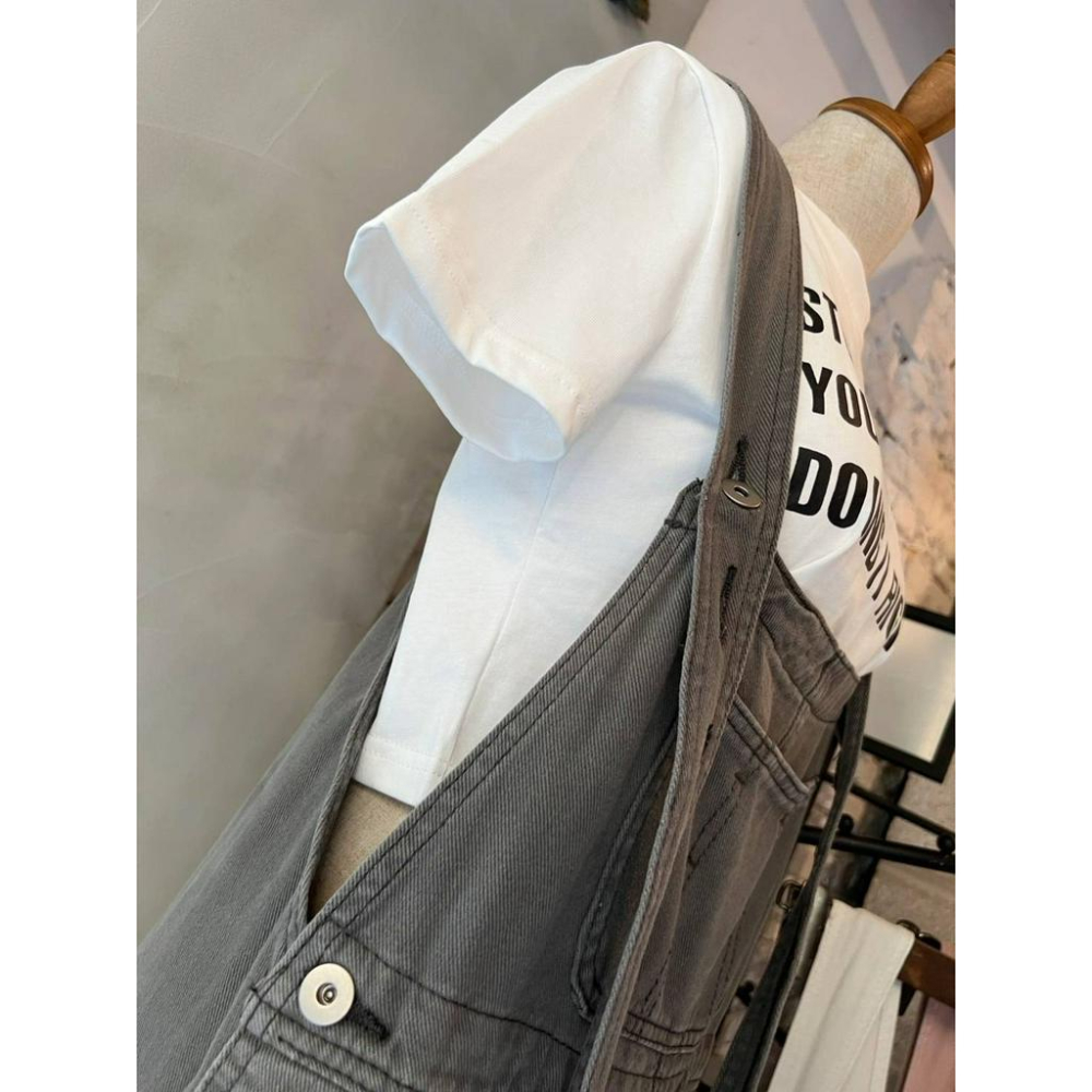 ⭐𝙈𝙖 𝙘𝙝𝙚𝙧𝙚⭐️ 現貨實拍 微Oversize背帶開釦連身褲 吊帶褲 (預購)-細節圖3