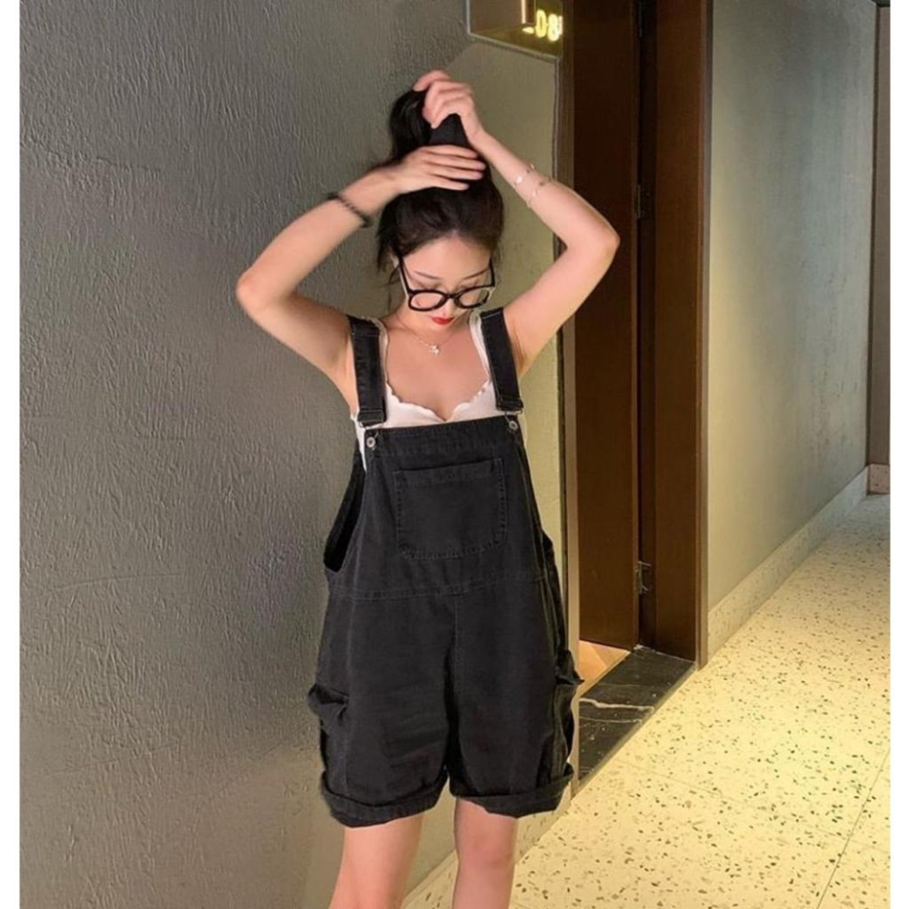 🔥現貨🔥 𝙈𝙖 𝙘𝙝𝙚𝙧𝙚 現貨實拍 工裝側大口袋吊帶褲 吊帶短褲 (棉花糖女孩也能穿喔)-細節圖2