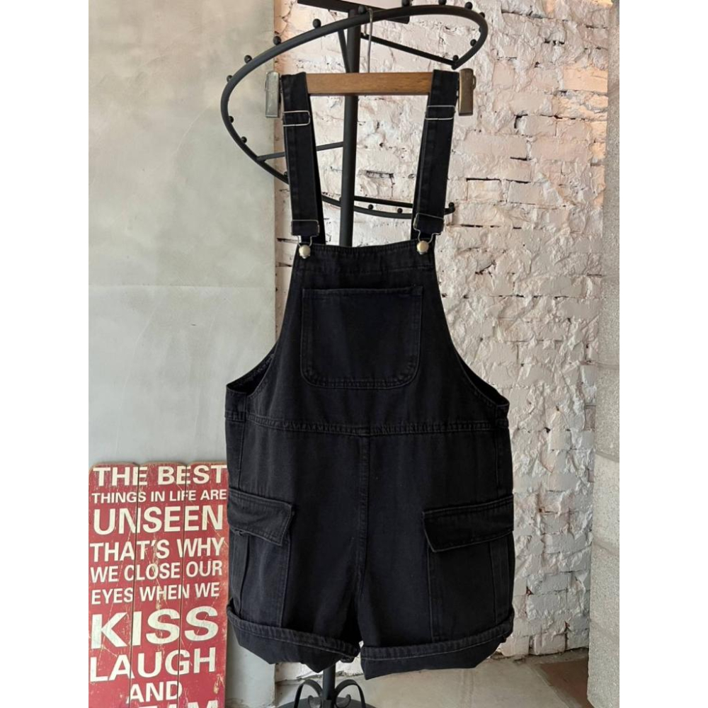🔥現貨🔥 𝙈𝙖 𝙘𝙝𝙚𝙧𝙚 現貨實拍 工裝側大口袋吊帶褲 吊帶短褲 (棉花糖女孩也能穿喔)-細節圖8