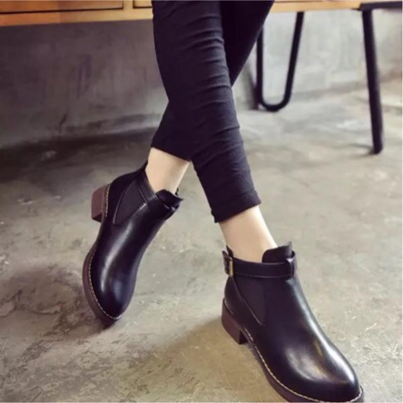 [現貨]秋冬季百搭英倫短靴-細節圖2