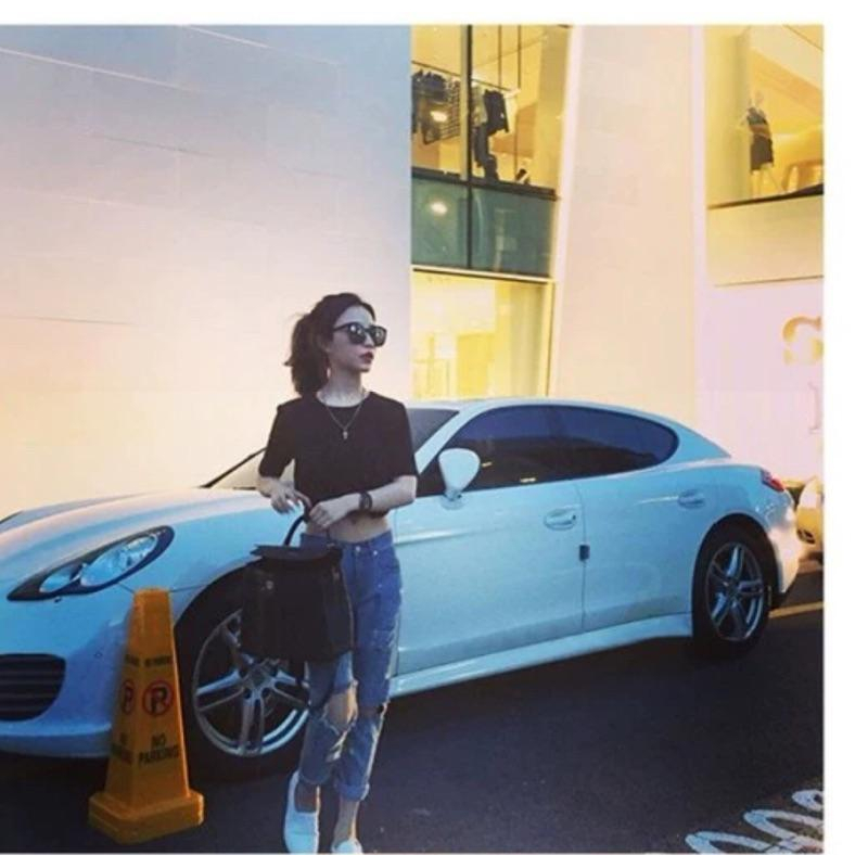 [現貨]韓版BF風膝蓋破洞寬鬆牛仔褲-細節圖3