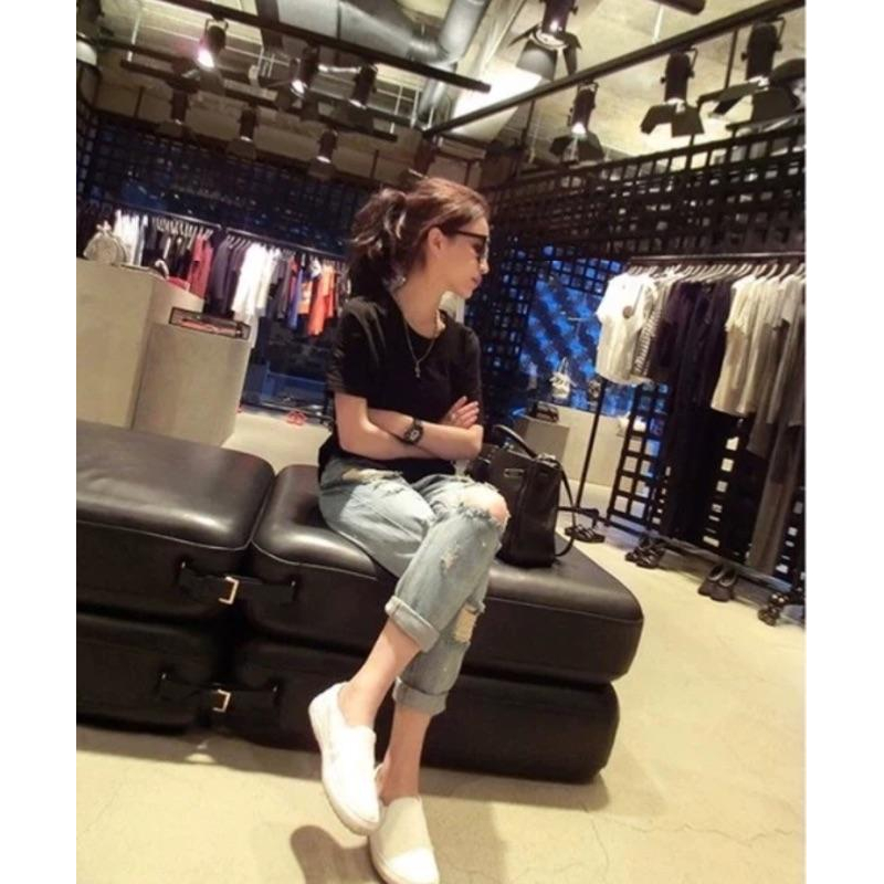 [現貨]韓版BF風膝蓋破洞寬鬆牛仔褲-細節圖7