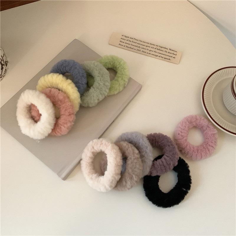[現貨]糖果色毛絨絨髮圈 高馬尾髮飾-細節圖9