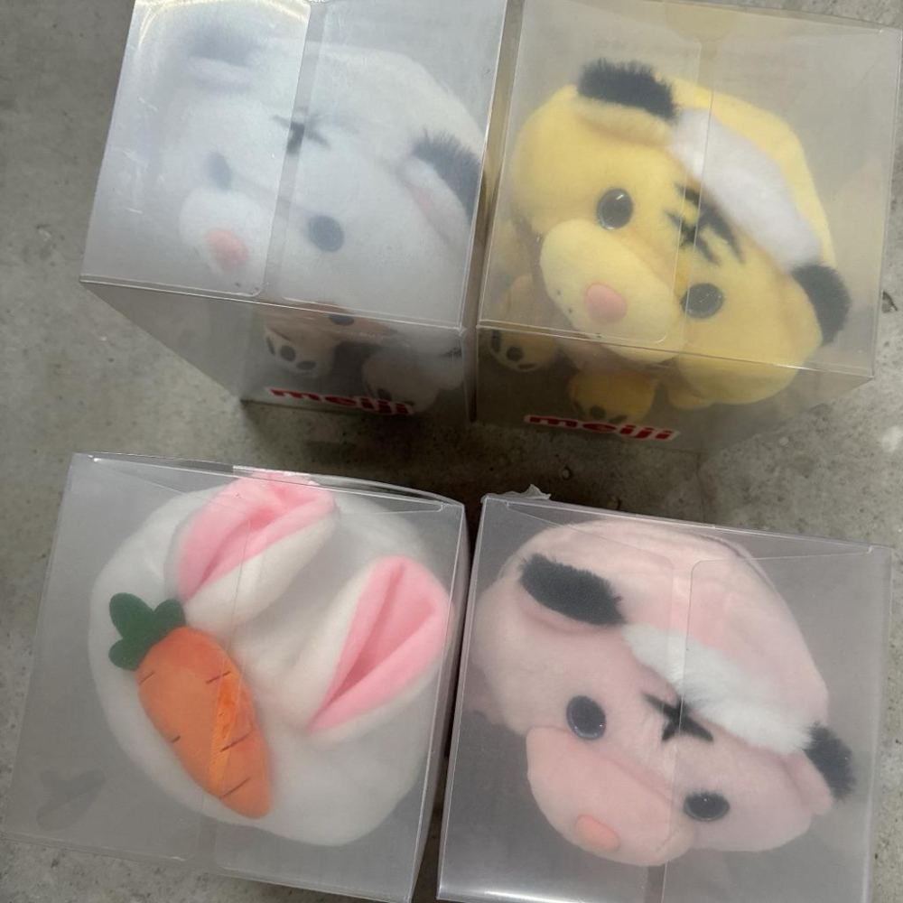 [現貨] 明治小熊變裝玩偶 奶粉贈品-細節圖3