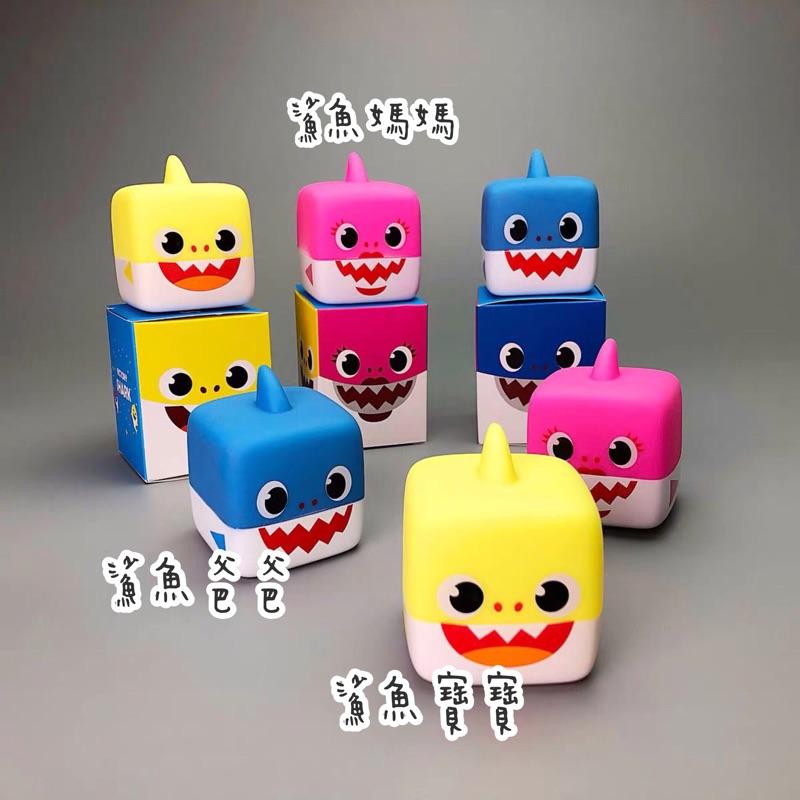 [現貨]鯊魚寶寶一家發光洗澡玩具 Baby shark音樂玩具-細節圖3